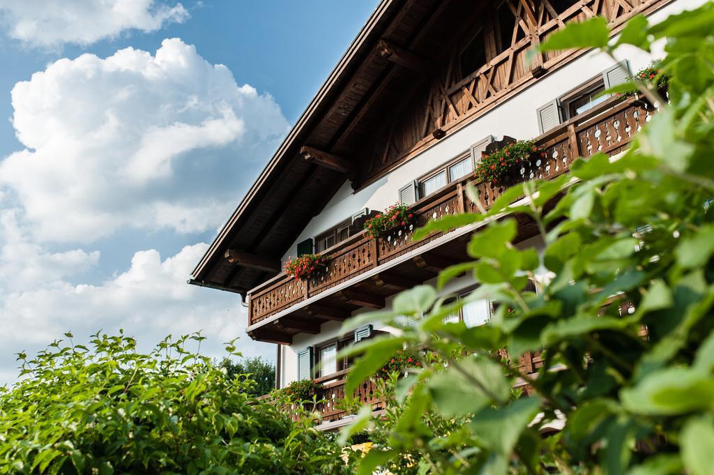 Parkhotel Living Bayersoien Eksteriør bilde